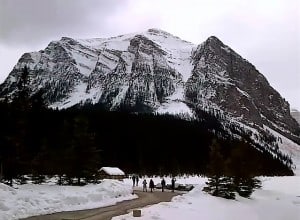 We hope you can visit Lake Louise with us - Samurai Innovation